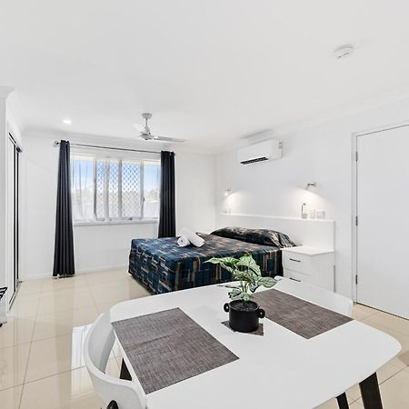 Casa Nostra Motel Rockhampton Esterno foto