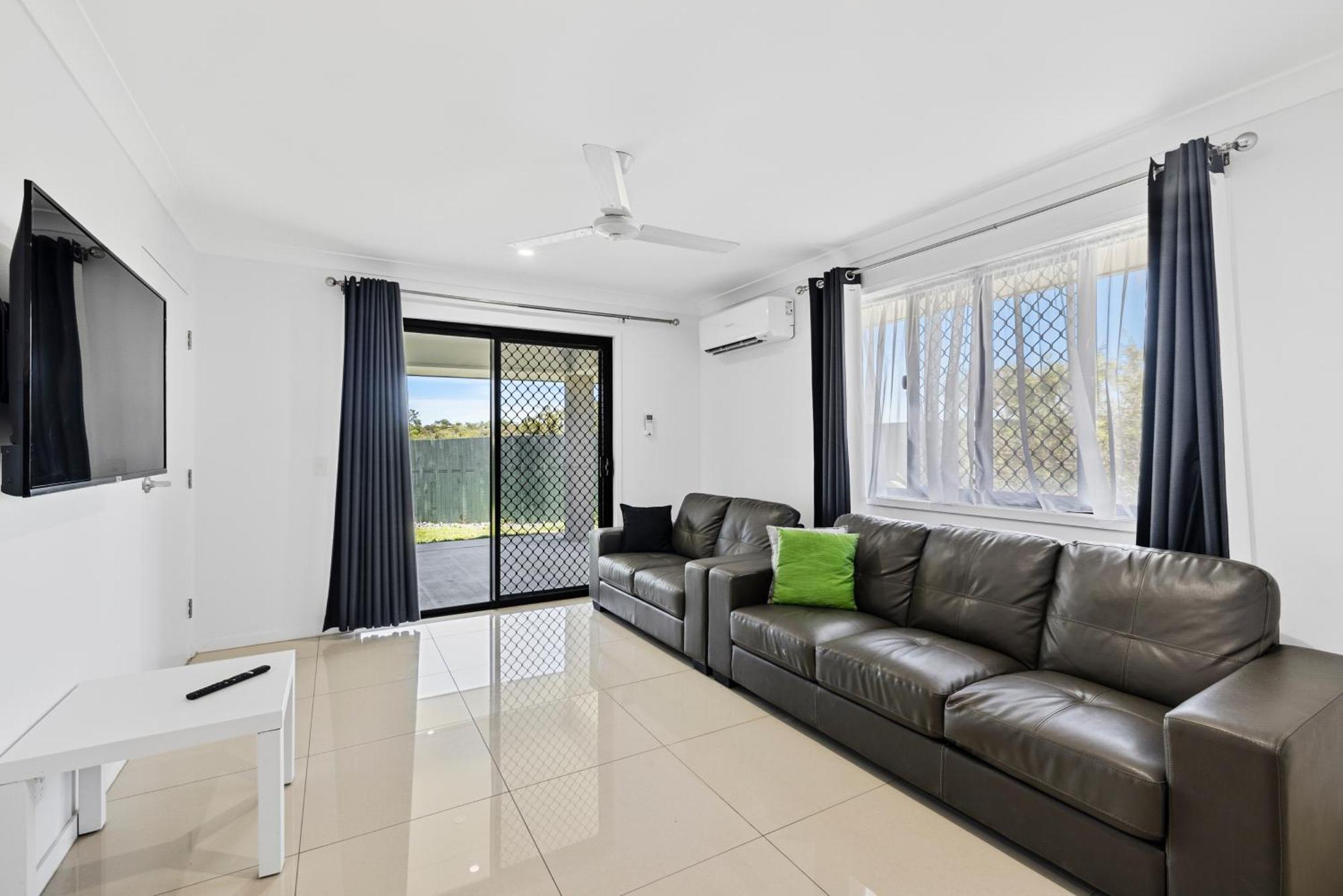 Casa Nostra Motel Rockhampton Esterno foto