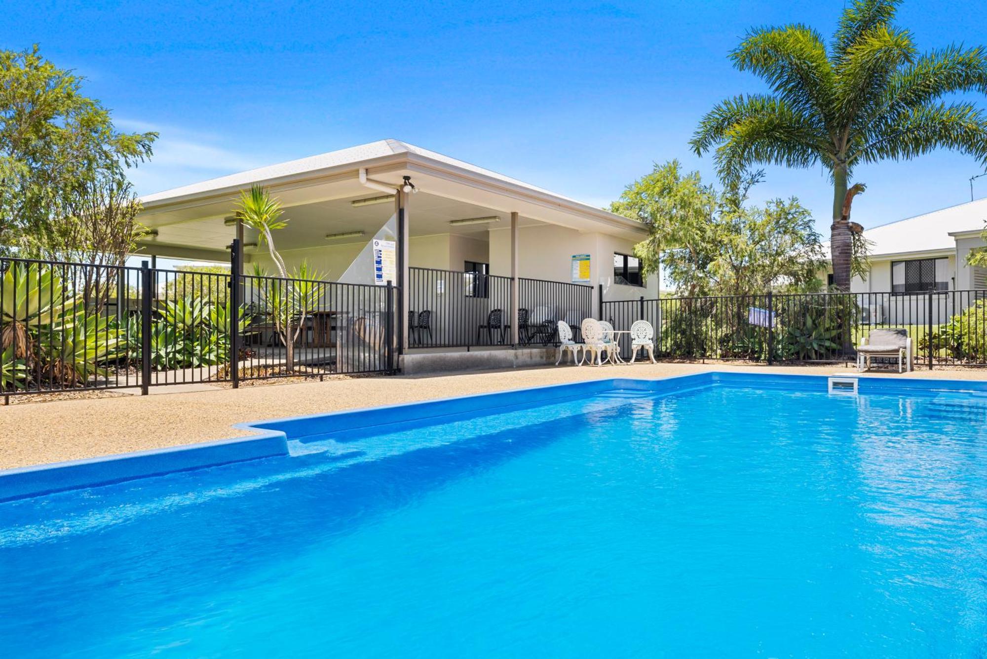 Casa Nostra Motel Rockhampton Esterno foto
