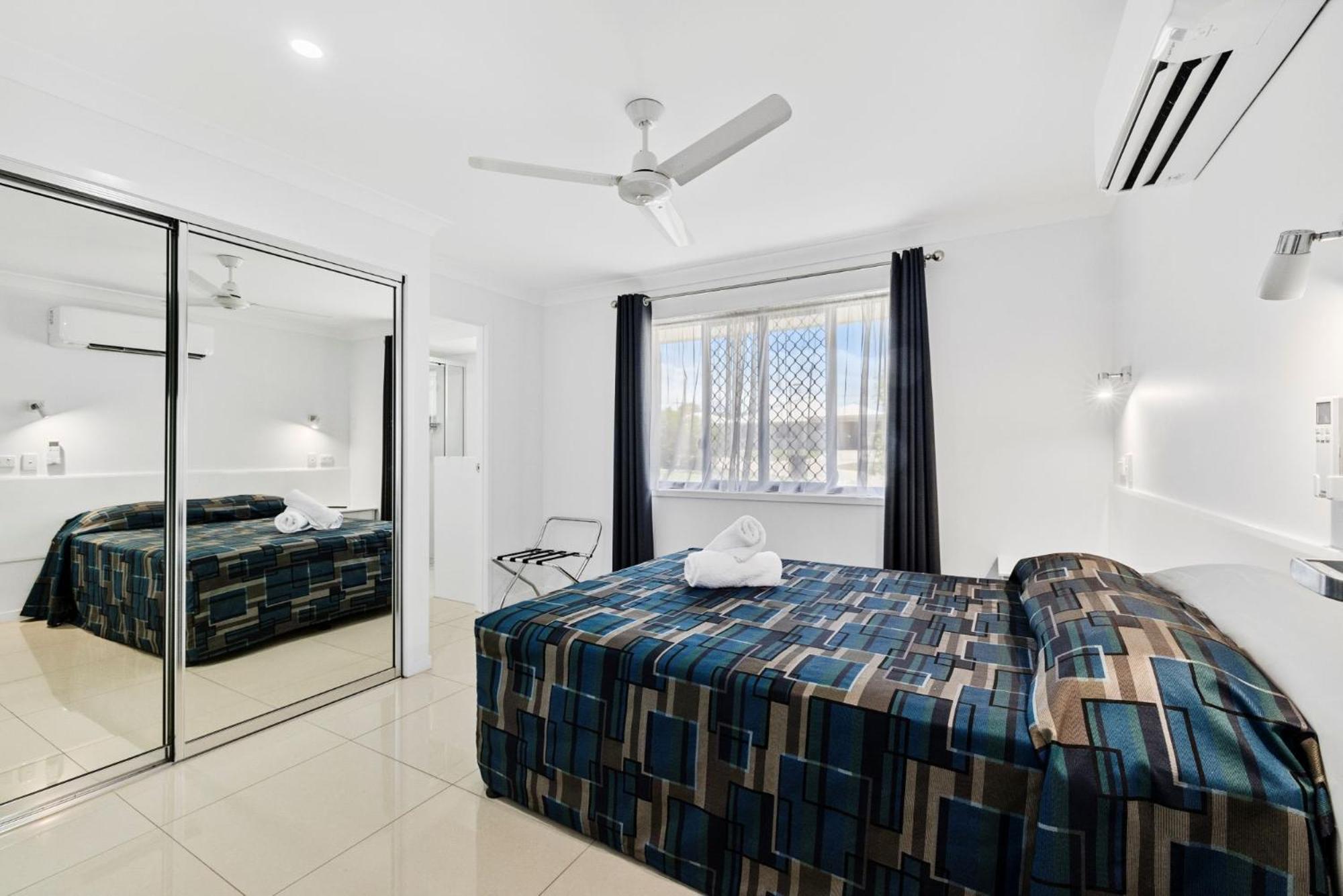 Casa Nostra Motel Rockhampton Esterno foto
