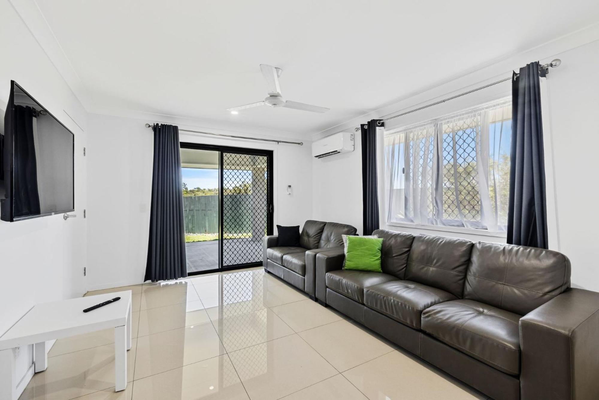 Casa Nostra Motel Rockhampton Esterno foto